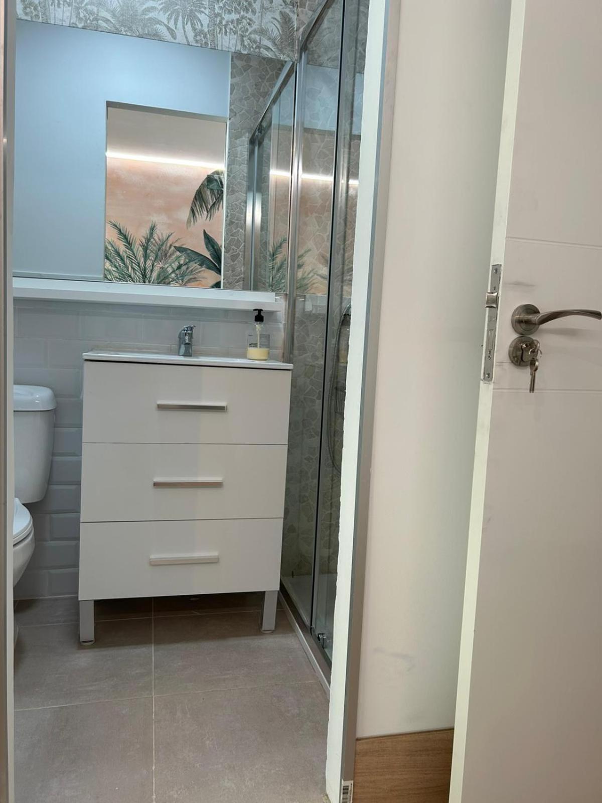La Maison Del Mar Guest House Малага Екстериор снимка