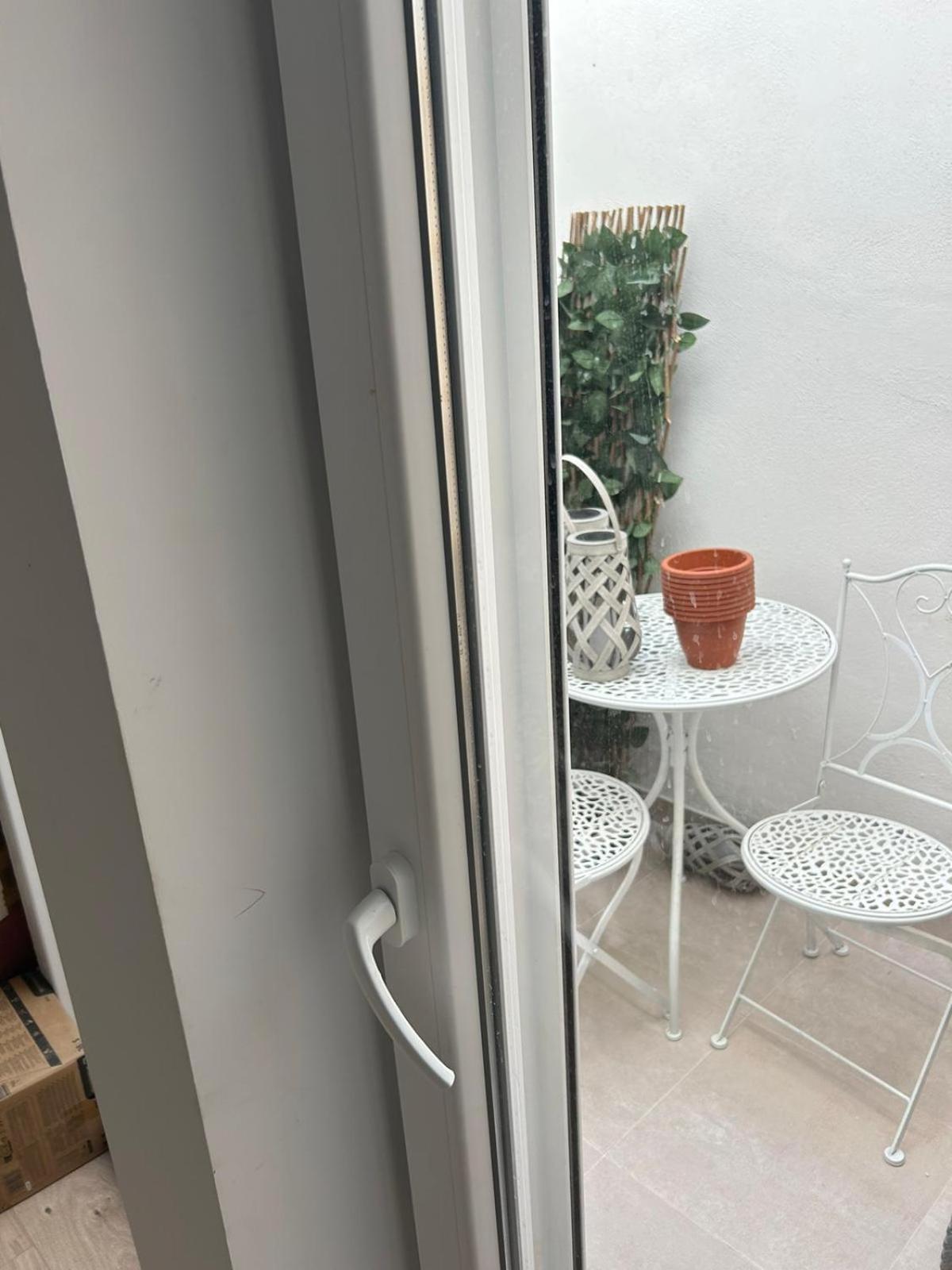 La Maison Del Mar Guest House Малага Екстериор снимка